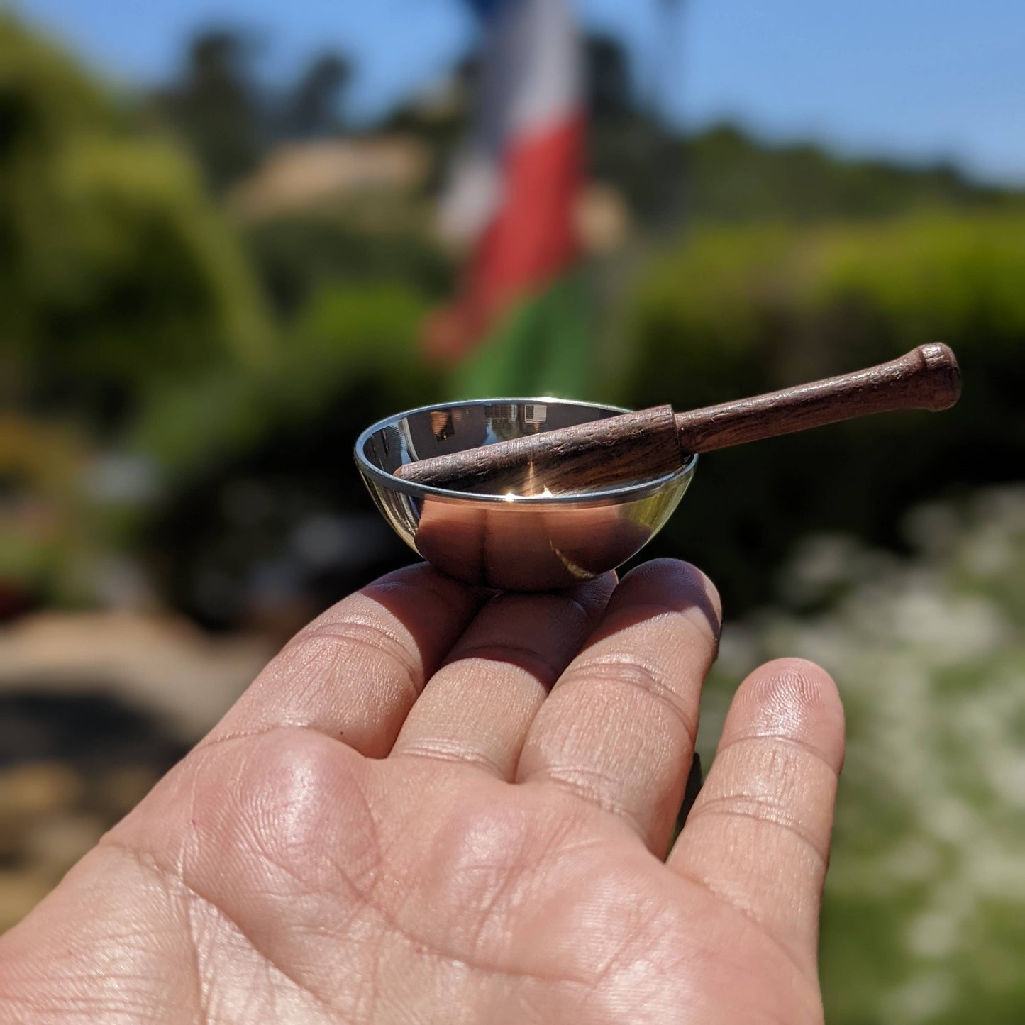 World smallest Tibetan singing bowl with amazing sounds